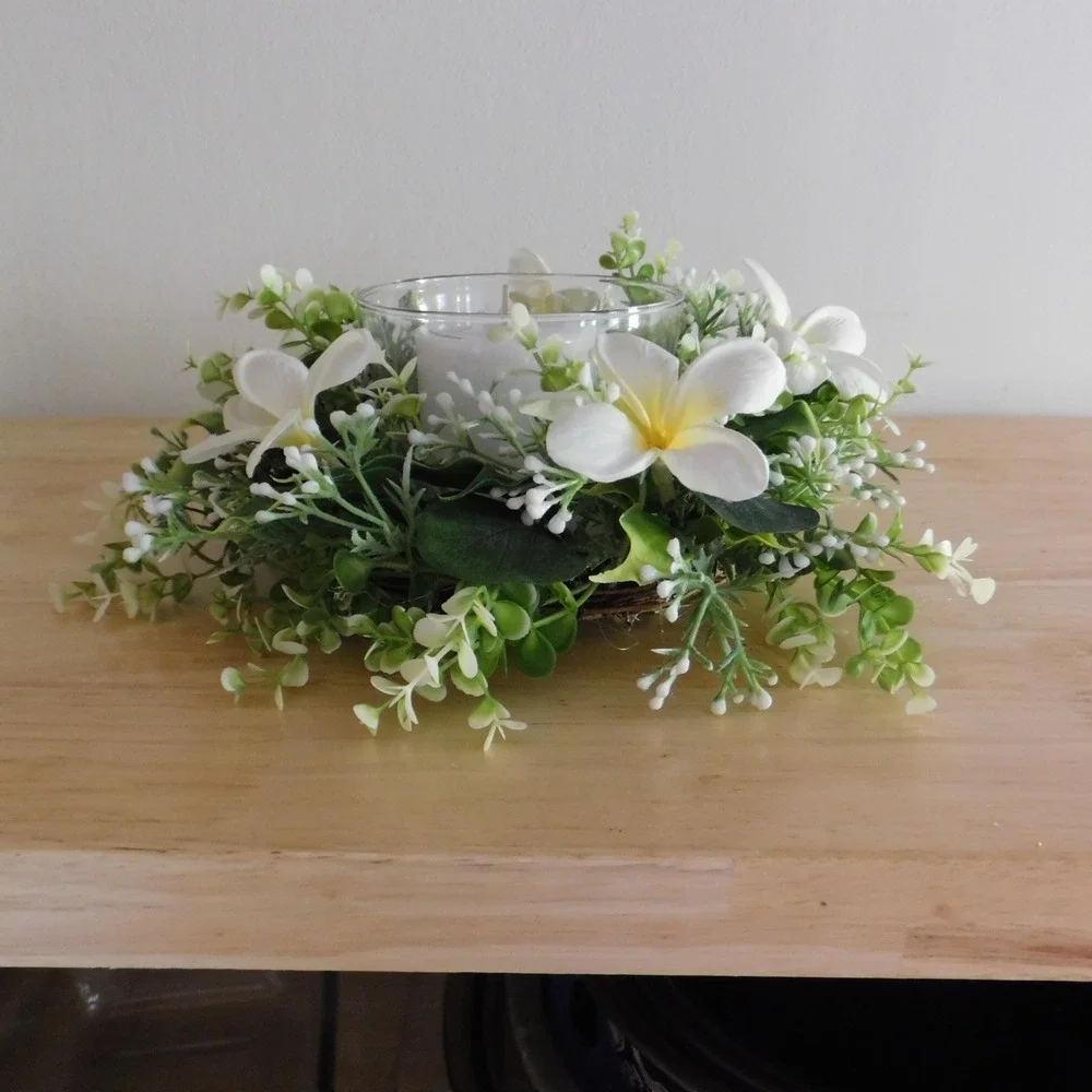 Handcrafted attention florals